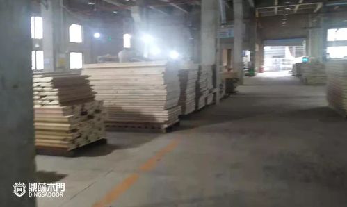 鼎薩木業全員奮發前行 全力超越2019營銷目標